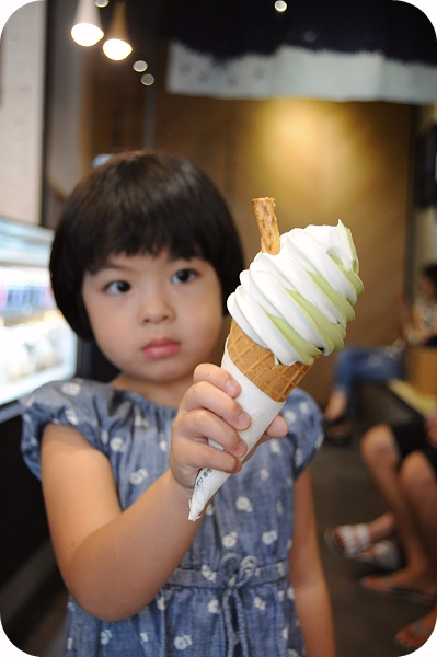 【台中霜淇淋】巧遇美味，路地手作冰淇淋 @捲捲頭 ♡ 品味生活