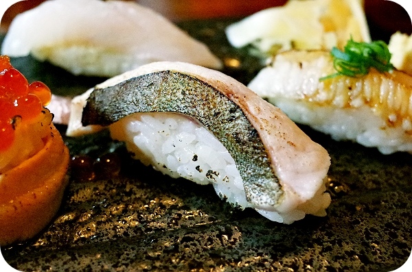 宜蘭美食》Haoすし 壽司。必點傳說中的北海四色丼，還有現煮味噌湯 @捲捲頭 ♡ 品味生活