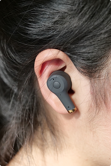 Sudio ETT 無線藍牙耳機》瑞典簡約X網美級藍牙耳機。連續30小時超強播放力，無線充電，IPX5 防水係數。還有捲捲頭專屬官網結帳超低折扣碼喔～ @捲捲頭 ♡ 品味生活