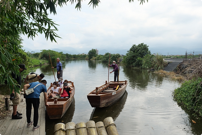 噶瑪蘭小河文明，河邊秘境人家，乘著貢多拉船划過舊河道，探訪森林裡的小木屋！ @捲捲頭 ♡ 品味生活