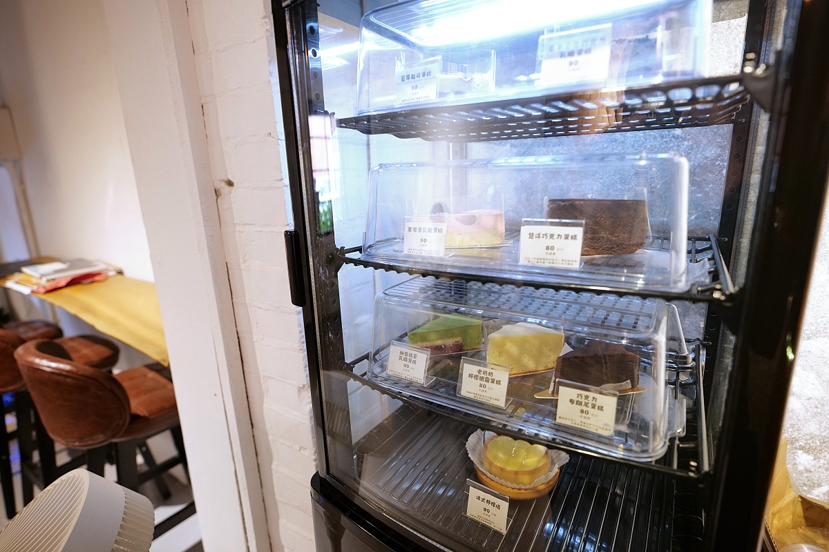 【霞山】老宅裡的賣的是冰淇淋，菜單與環境分享 @捲捲頭 ♡ 品味生活