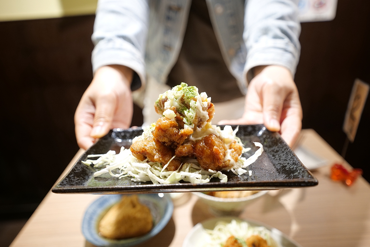 羅東美食【水沐食堂】大阪燒金黃脆皮淋上獨門醬汁美味上桌 @捲捲頭 ♡ 品味生活