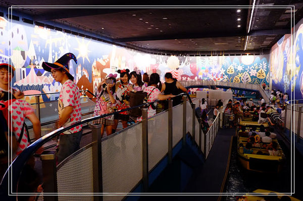 <東京親子自助旅行－7 > 東京迪士尼之小小孩攻略。勇闖迪士尼的四隻豬 (上) @捲捲頭 ♡ 品味生活