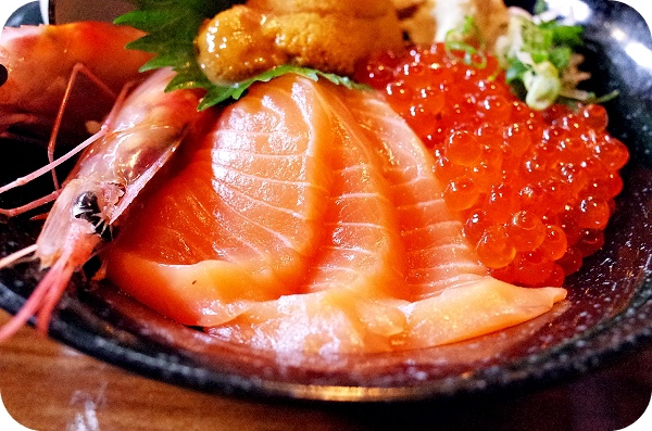 宜蘭美食》Haoすし 壽司。必點傳說中的北海四色丼，還有現煮味噌湯 @捲捲頭 ♡ 品味生活