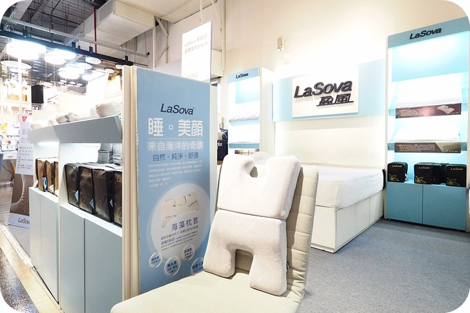 舒眠必備。 試試 LaSova 的親膚抑菌釋壓枕吧～ MIT 台灣製造喔！ @捲捲頭 ♡ 品味生活