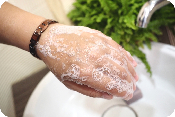 【手工皂推薦】首選舒緩肌膚，加強保濕滋潤的第一顆保養級手工皂！水由白十～ @捲捲頭 ♡ 品味生活
