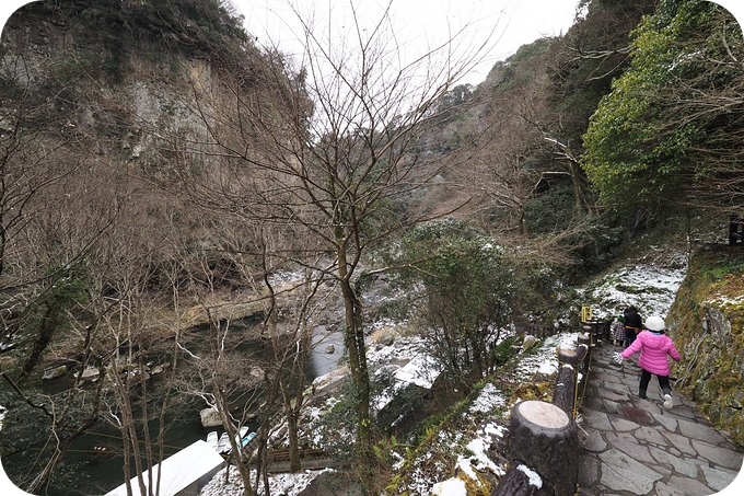 【南九州景點】高千穗峽，走進仙境峽谷，還能在瀑布旁划船～ @捲捲頭 ♡ 品味生活