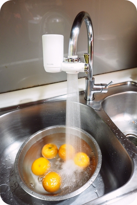 安裝超簡便，給你好喝乾淨的水。推薦Philips WP3811 超濾水龍頭式淨水器 (日本製喔) @捲捲頭 ♡ 品味生活