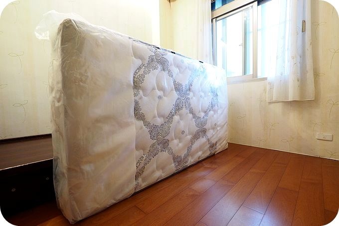 【居家好眠】超值床墊，Antonia三線康背 846 多顆數獨立筒單人床墊，另有1209顆雙人床墊可選擇喔 @捲捲頭 ♡ 品味生活