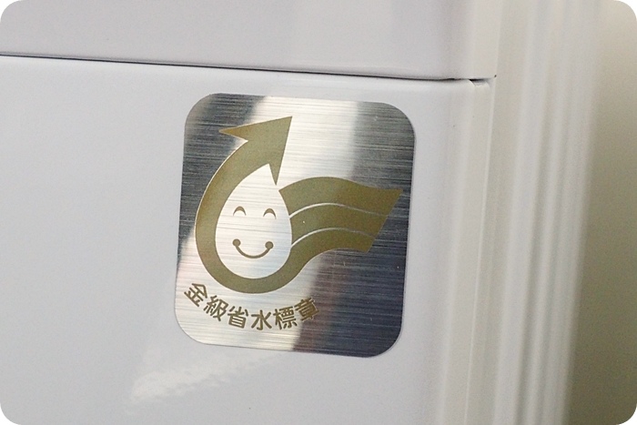 ▋SANLUX台灣三洋滾筒洗衣機（AWD-1270MD) ▋首發力作，洗衣乾衣一把抓，運作安靜質感佳。小家庭，小空間的好幫手。 @捲捲頭 ♡ 品味生活