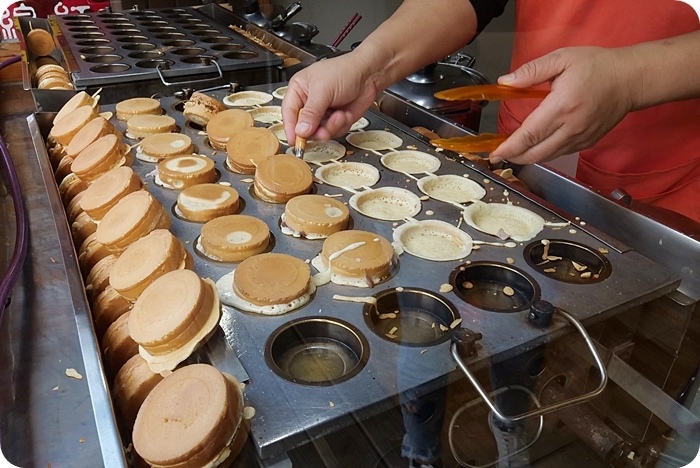 蘇澳車鈦吉特製日式紅豆餅，二小時就完售，超大超厚實，在地私藏好口味 ! @捲捲頭 ♡ 品味生活
